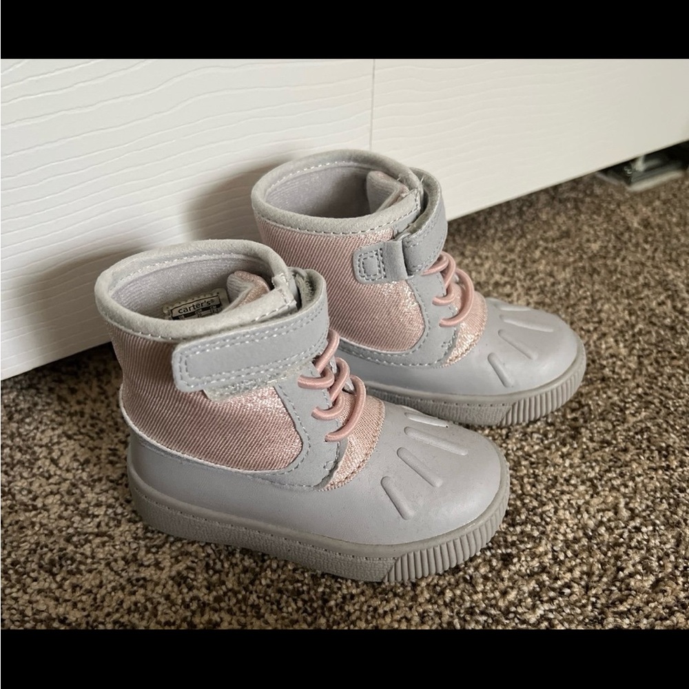 Carter’s Pink and Gray Snow Boots Toddler Size 5M
